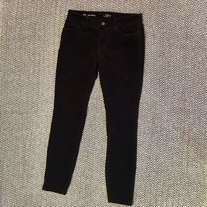 Soft corduroy Loft Curvy Skinny fit pants.